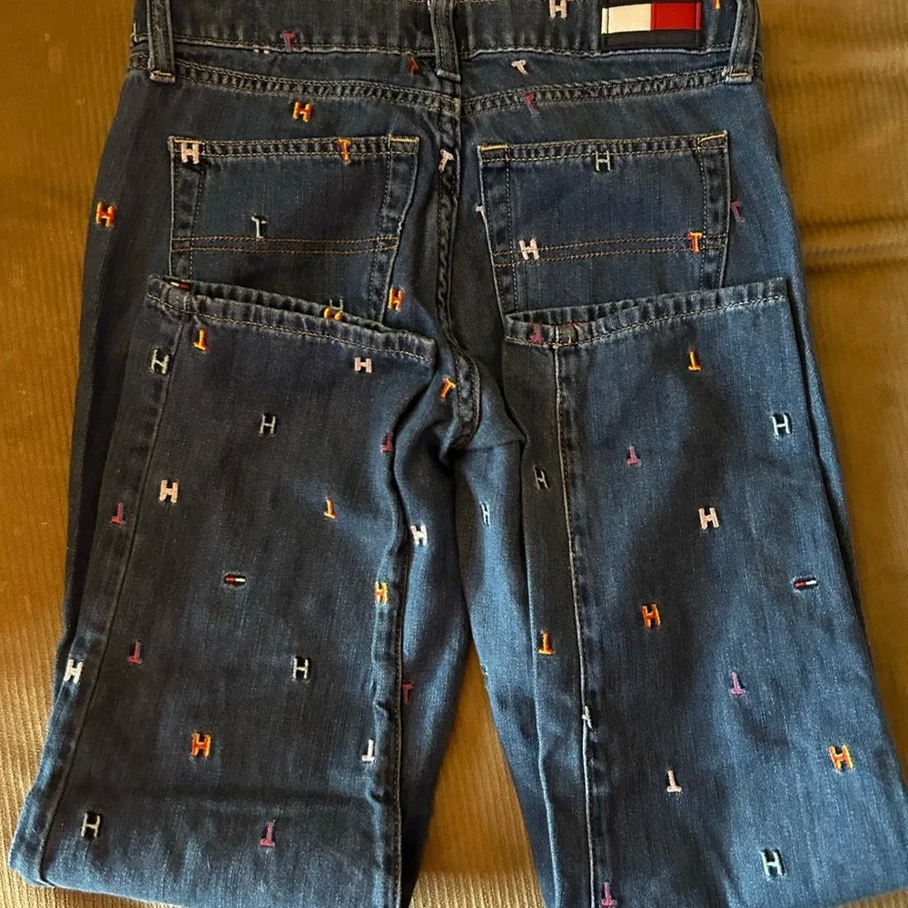 Tommy Hilfiger Embroidered Multi-color Sig. TH Boyfriend Copain Jeans Sz 0 - Picture 7 of 12